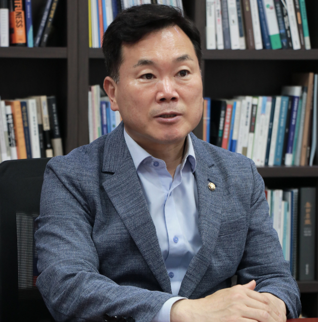 김승수 국민의흼 국회의원