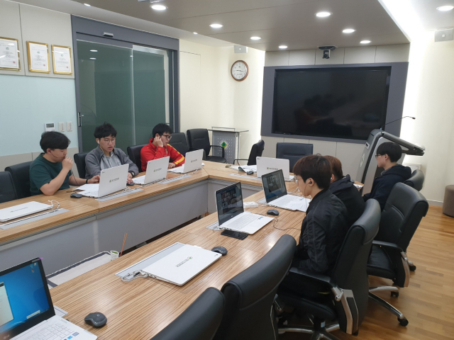 대구대 내 발달장애인 고등교육기관인 K-PACE센터의 화상 영어수업 모습. 대구대 제공