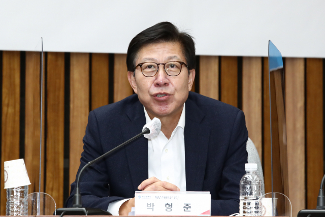 박형준 부산시장이 27일 오전 국회에서 열린 국민의힘-부산·울산·경남 예산정책협의회에서 발언하고 있다. 연합뉴스