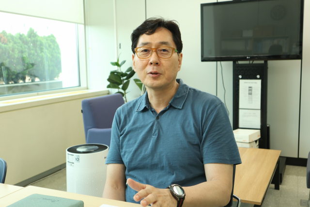 손두진 대구인권사무소장. 이화섭 기자.