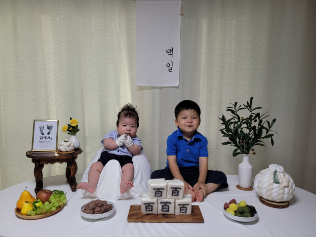 이정은·김충달 부부의 첫째 아들 시우(3), 둘째 아들 정후.