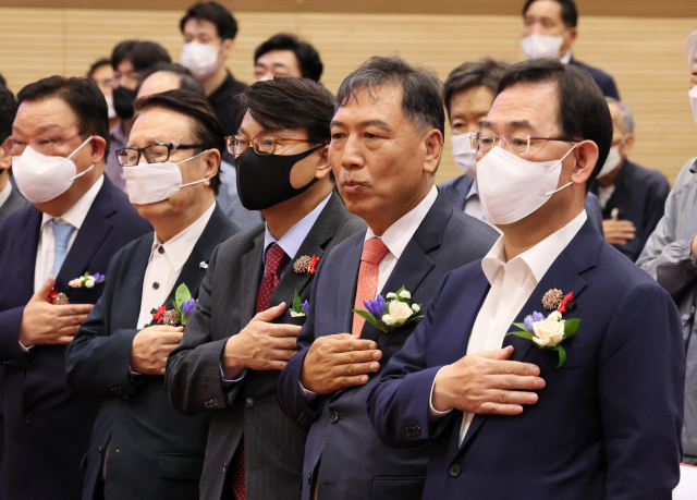 양정무 역사문화 특별위원회 위원장이 5일 오전 국회 의원회관 대회의실에서 열린 역사문화 특별위원회와 한국효도회 공동주최 