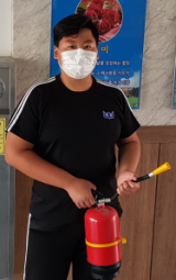 칠곡군 왜관중 김윤한 군.