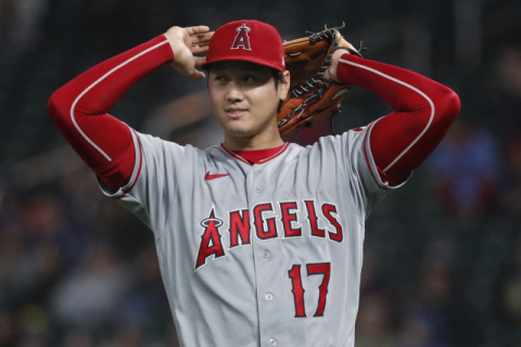 '던지고 칠때마다 역사' 오타니, MLB 최초 한 시즌 200탈삼진-30홈런