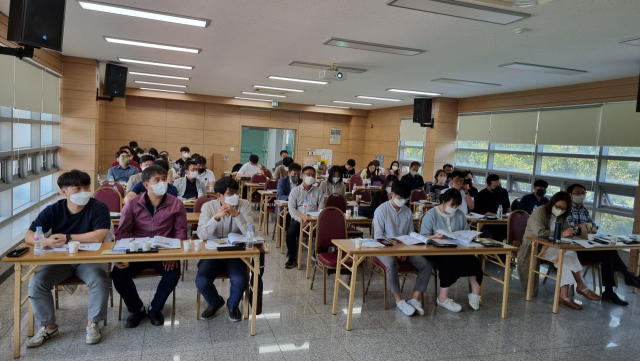 경상북도 농촌활력과와 영남대 경북농촌활성화지원센터는 지난 23일 농촌지역개발 역량강화 및 활성화 지원 내용을 다루는 