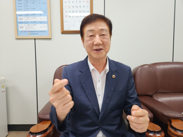 3일 대구시의회에서 만난 임인환 기행위원장이 중구 발전의 중요성과 가치에 대해 설명하고 있다. 이통원 기자. tong@imaeil.com