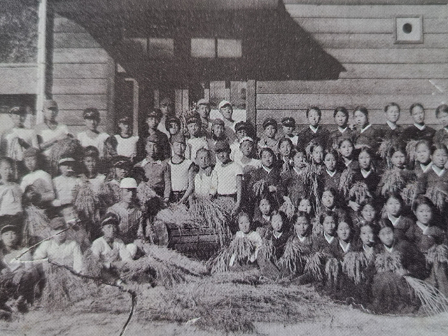 1920~1950년대 포항초등학교 모습. 포항초 제공.