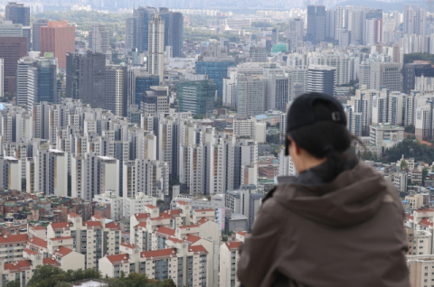 '기준금리 3% 시대' 가격 하락·거래절벽 덮치며 '부동산 꽁꽁'
