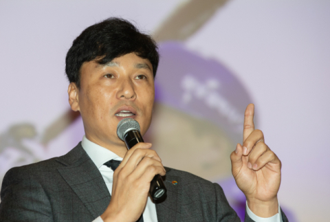 두산 감독으로 떠난 '국민타자'…삼성도 차기 감독 선임 속도낼 듯