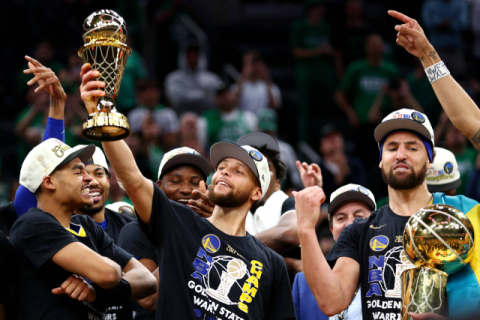 '춘추전국' NBA 19일 개막…디펜딩 챔피언 골든스테이트, 백투백 거머쥘까