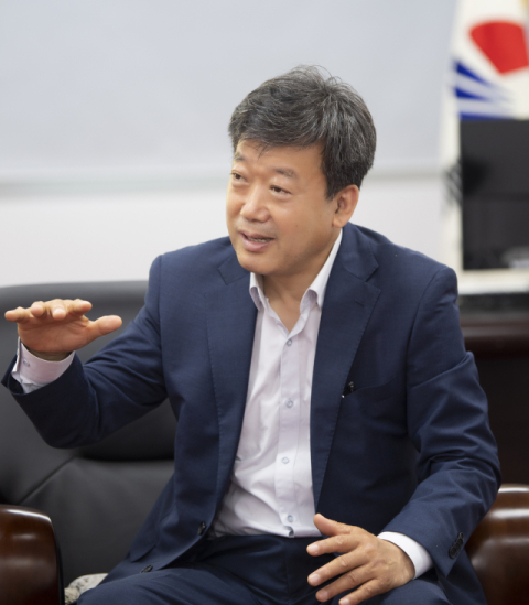 남한권 울릉군수. 울릉군 제공.