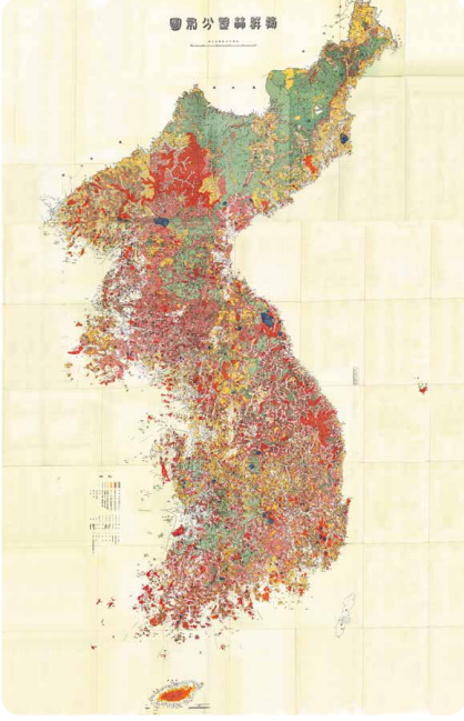 1910년 조선총독부가 조사한 조선임야분포도. 푸른 색 부분이 성림지, 붉은색 부분이 무입목지다.