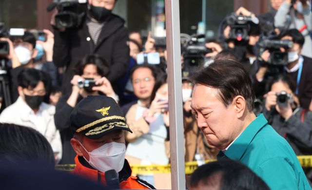 윤석열 대통령이 30일 서울 용산구 이태원동 