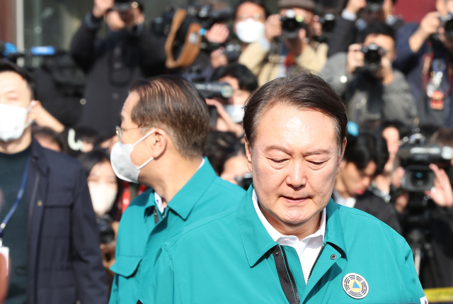 윤석열 대통령이 30일 서울 용산구 이태원동