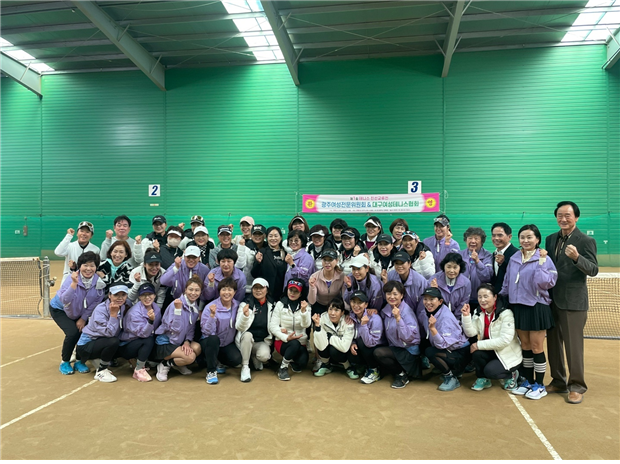 지난달 26일 대구 가창 실내테니스장에서 달빛동맹(대구-광주) 제1회 여성 테니스 친선교류전이 개최됐다. 대구시체육회 제공