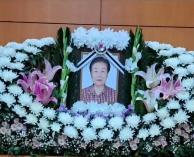 김완석 씨의 할머니 고 우일조 씨의 장례식장 영정. 가족 제공.