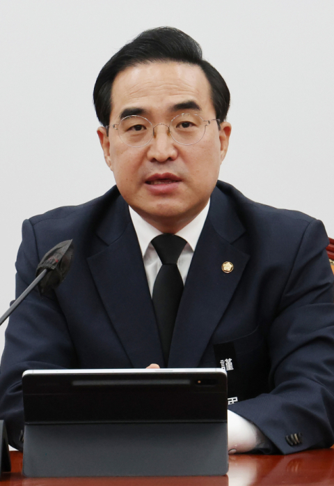더불어민주당 박홍근 원내대표가 3일 오전 국회에서 열린 정책조정회의에서 발언하고 있다. 연합뉴스