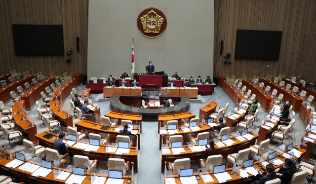 4일 오후 국회 예산결산특별위원회에서 우원식 위원장 주재로 2023년도 예산안 및 기금운용계획안에 대한 공청회가 열리고 있다. 연합뉴스