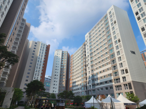 지난달 찾은 대구 북구 A아파트는 올해 초 HDC현대산업개발의 광주 화정동 아파트 붕괴사고로 부실공사 의혹이 제기됐지만, 점검 결과 중대한 결함이 없는 것으로 밝혀졌다. 임재환 기자