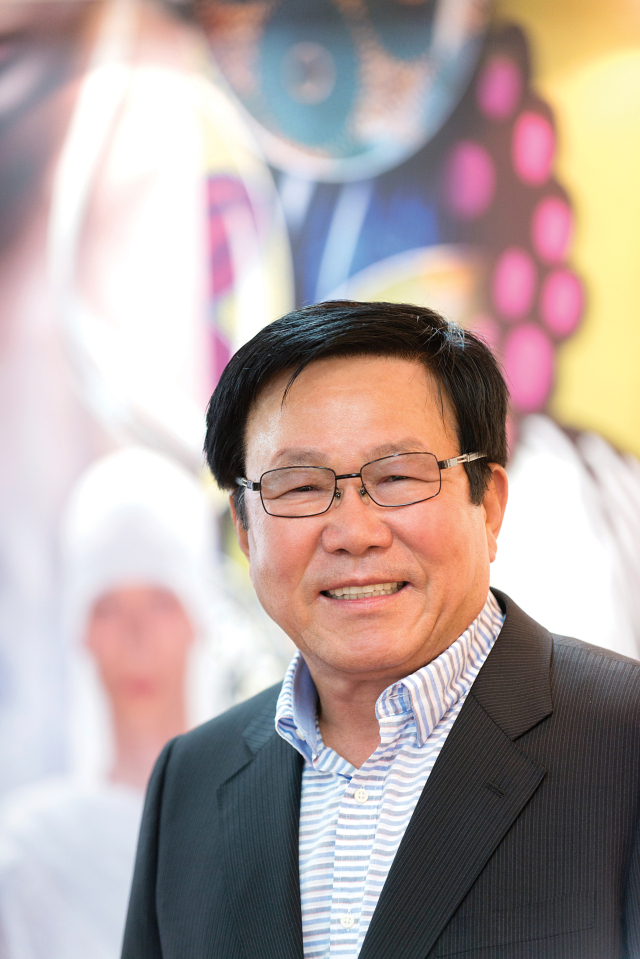 이의열 덕우실업 대표는 기술 개발, 수출 증대 등 그동안 섬유업계에 기여한 공로를 인정받아 2022 