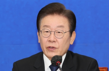 더불어민주당 이재명 대표가 9일 오전 서울 여의도 국회에서 열린 최고위원회의 - 산업재해 없는 안전한 노동 편에서 발언하고 있다. 연합뉴스