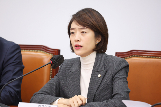 고민정 더불어민주당 최고위원이 18일 국회에서 열린 최고위원회의에서 발언하고 있다. 연합뉴스