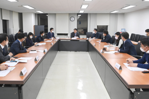 화물연대 총파업으로 산업현장 곳곳서 피해…정부, 비상대책반 가동 