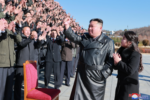 북한 김정은 국무위원장이 지난 18일 있었던 대륙간탄도미사일(ICBM) 
