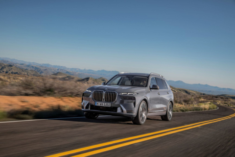 '내연기관 끝판왕급' 엔진 단 BMW '뉴 X7' 국내 출시