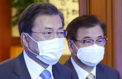 문재인, 서훈. 연합뉴스