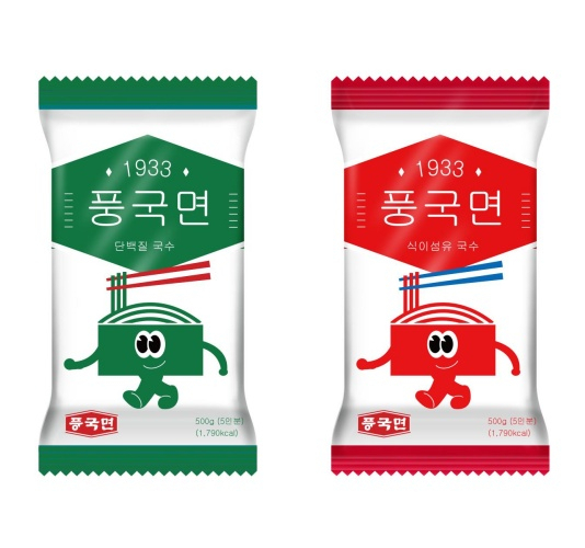 ㈜풍국면의 단백질 국수와 식이섬유 국수. 대구시 제공