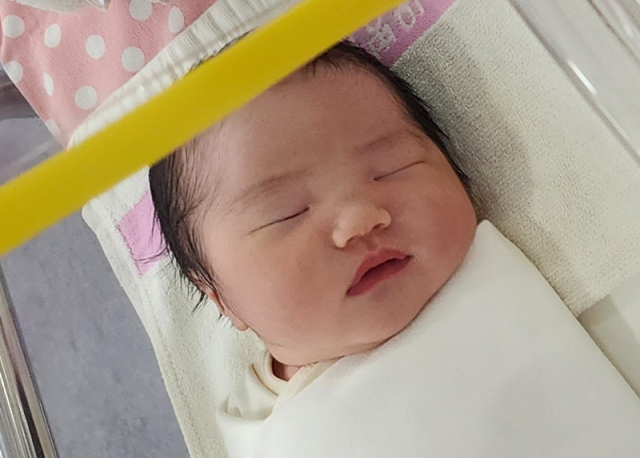 윤지영아가