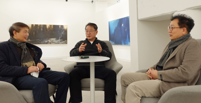 경산 인포그아트센터에서 개인전을 연 강상택, 지용선, 박형석(왼쪽부터) 작가.
