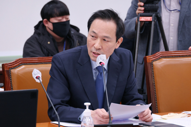 더불어민주당 우상호 의원이 17일 오후 국회에서 열린 외교통일위원회에서 질의하고 있다. 연합뉴스