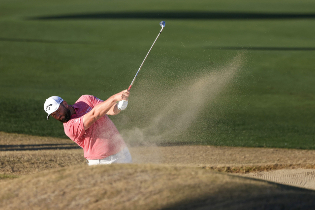 미국프로골프(PGA) 투어 아메리칸 익스프레스에서 우승을 차지한 욘 람. AFP=연합뉴스