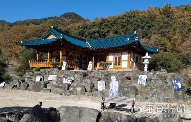 한국 영화계의 영원한 별인 배우 고 신성일이 영면해 있는 성일가 전경. 매일신문DB