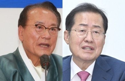 김호일 대한노인회장, 홍준표 대구시장. 연합뉴스