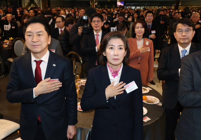 국민의힘 김기현 당대표 후보와 나경원 전 의원이 9일 오후 서울 마포구 케이터틀에서 열린 