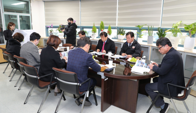 안동시의회 문화복지위원회 현장 방문 의정활동 모습. 안동시의회 제공