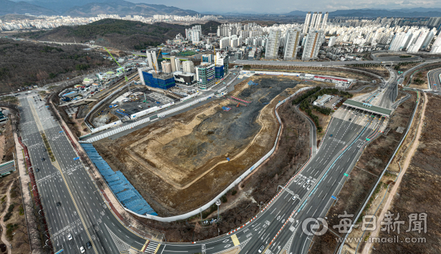 대구 수성구 대흥동 상공에서 바라본 롯데쇼핑타운대구 복합쇼핑몰 부지 모습. 매일신문 DB.