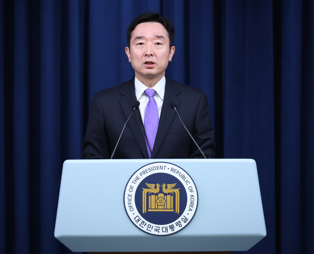 이도운 대통령실 대변인이 6일 오후 서울 용산 대통령실 청사에서 현안 브리핑을 하고 있다. 연합뉴스