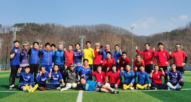 대륜고 30기와 청구고 15기 졸업생들이 주축이 된