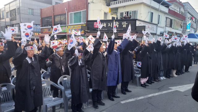 경북도는 지난 18일 영덕군 영해로터리 일대에서 
