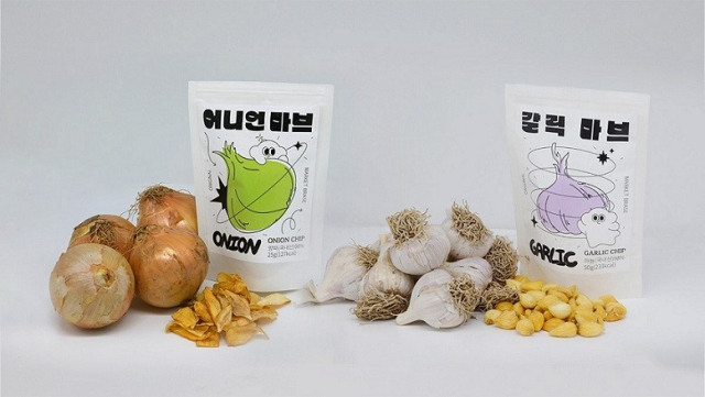 SK실트론이 사업화를 지원해 판매 중인 못난이농산물 야채칩 