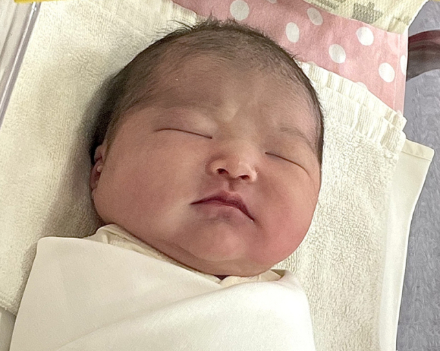 김민아아가