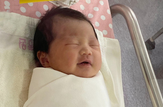 박민지아가
