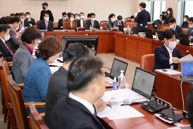 국회 산업통상자원중소벤처기업위원회 전체회의. 연합뉴스