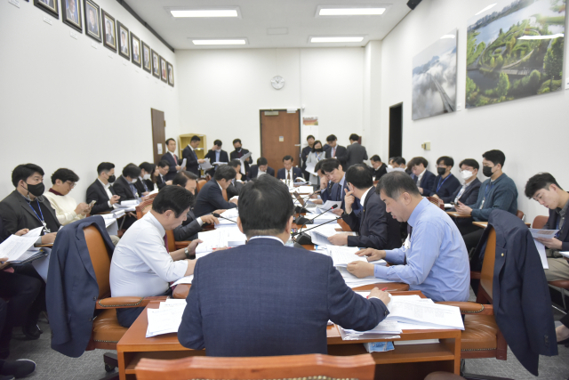 21일 국회 국토교통위원회 교통법안심사소위원회 회의가 진행되고 있다. 강대식 국민의힘 의원실(대구 동구을) 제공