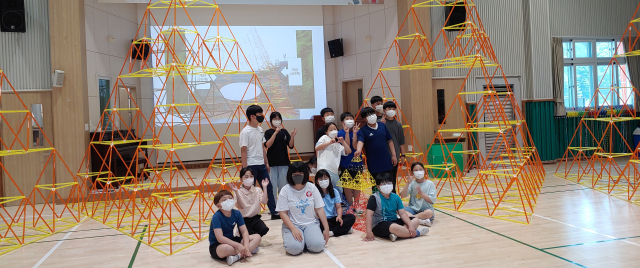 경북 성주 가천초등학교 학생들이 교육 활동을 하고 있다. 가천초교 제공