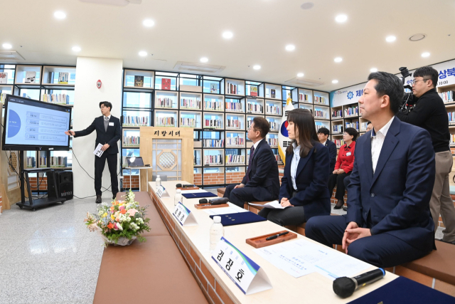 경상북도, 구미시는 31일 경북도청에서 (주)제이에스테크와 구미하이테크밸리 공장 신설의 투자양해각서를 체결했다. 구미시 제공